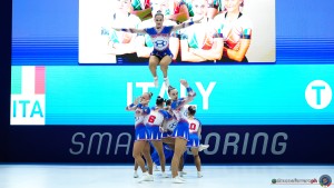 q sen ad 7 ita alighieri nicole ciurlanti arianna colnago andrea frigeni giorgia marras elisa patteri marcello pettinari alice rexhepi lucrezia sfe04243a copia simone ferraro ph